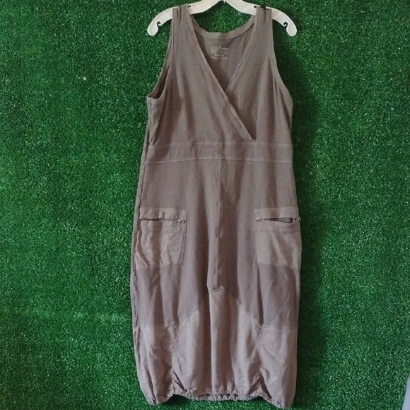 Neon Buddha Gray Top - Picture 1 of 3